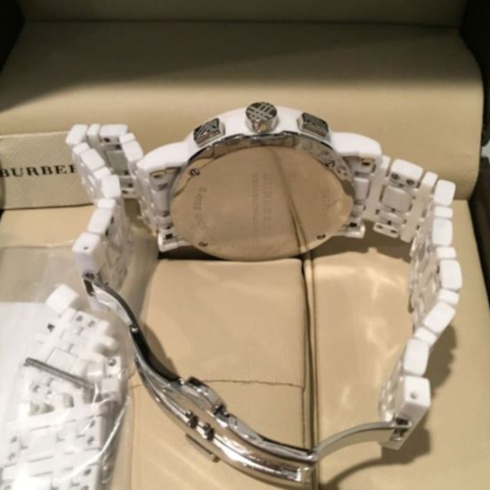 Burberry watch - Picture 6 of 6